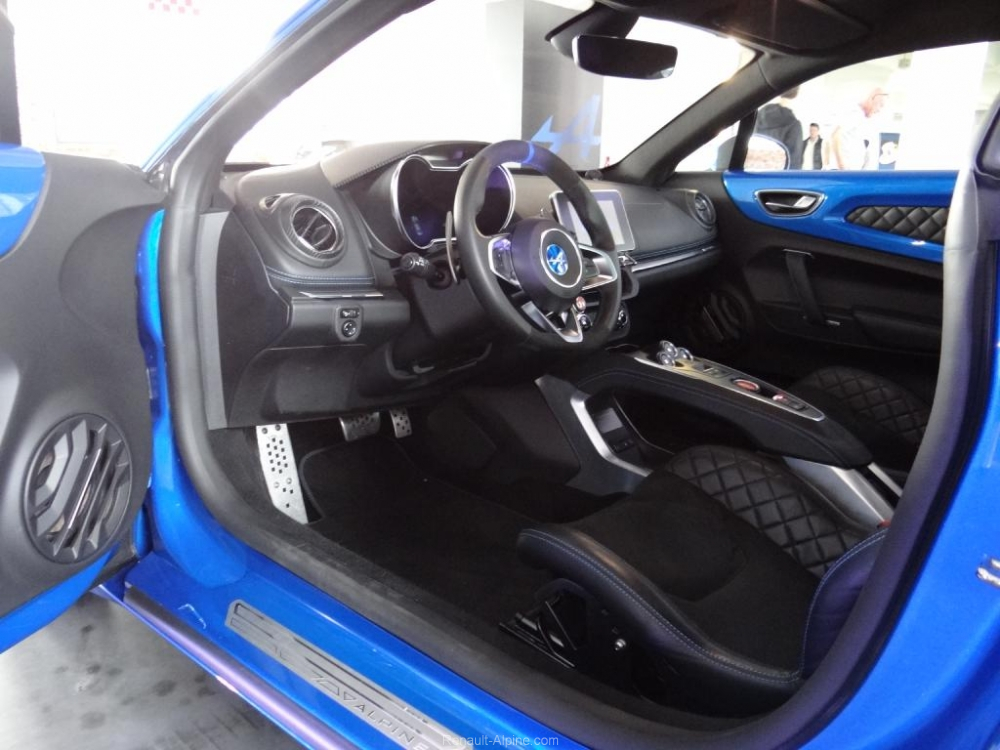 A110-Neu-Klassikstadt-2017-032