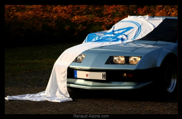 Alpine mit Abendgarderobe